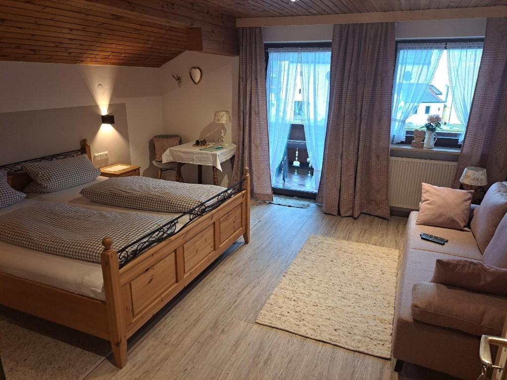 Gaestehaus Poeppl Unterwoessen Luaran gambar